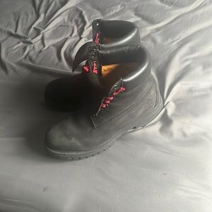 black tims with red laces